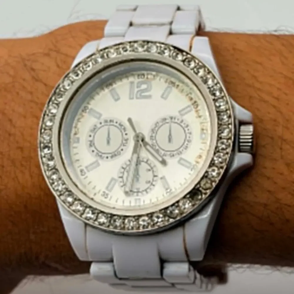 Silver & White Retro Men's Watch